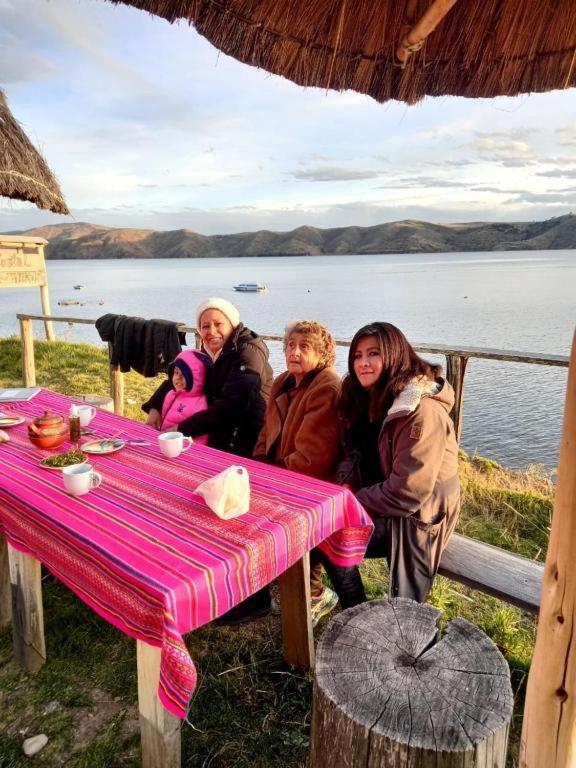 Hotel Hostal Luna Del Titikaka En Isla De La Luna Bolivia Zewnętrze zdjęcie